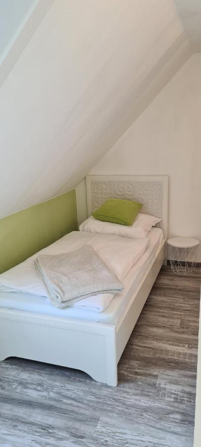 Ferienwohnung Nr 12 Inkl Bettwaesche Handtuecher Endreinigung Goslar Buitenkant foto